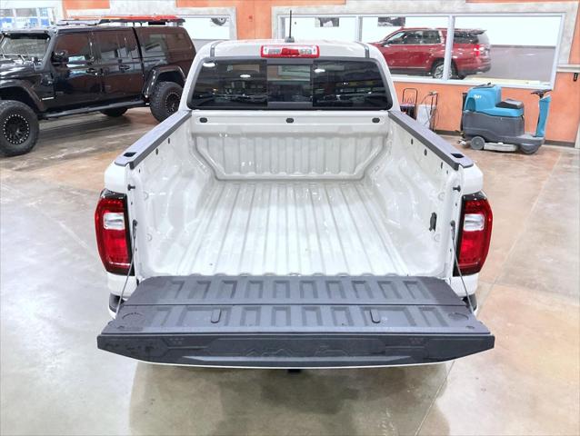 2026 GMC Canyon AT4, 4WD