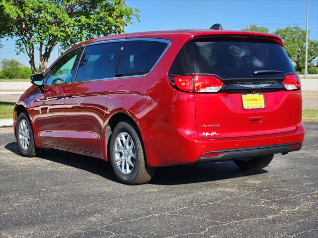 2026 Chrysler Voyager LX