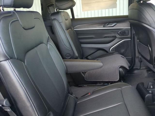 2026 Jeep Grand Cherokee L Limited Reserve 4x4