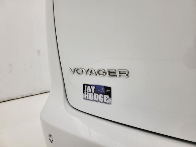 2024 Chrysler Voyager LX