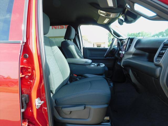 2026 Ram 2500 Black Express Crew Cab 4x4 6'4" Box