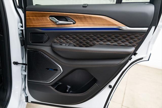 2026 Jeep Grand Cherokee Summit 4x4