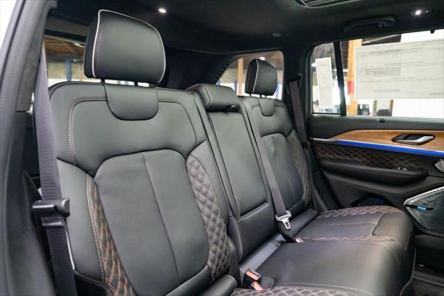 2026 Jeep Grand Cherokee Summit 4x4