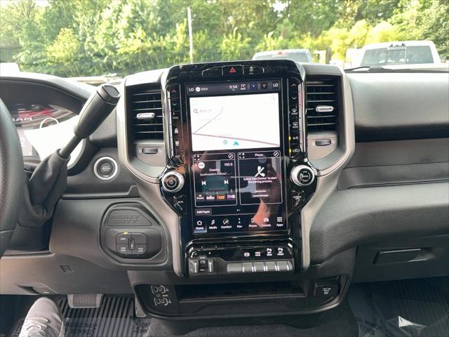 2026 Ram 2500 Black Express Crew Cab 4x4 64 Box