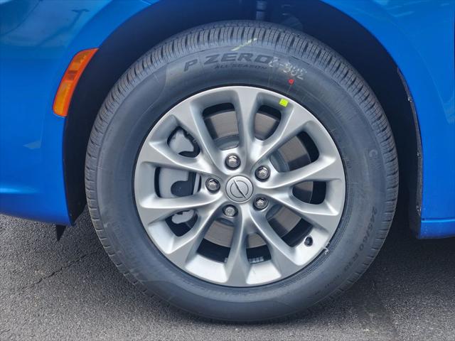 2026 Chrysler Pacifica Limited AWD