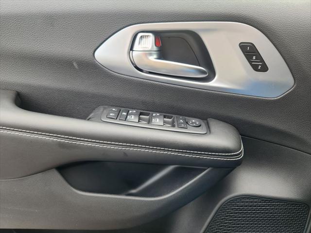 2026 Chrysler Pacifica Limited AWD