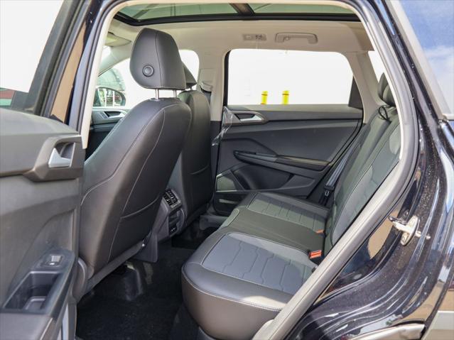 2026 Volkswagen Taos SE Black