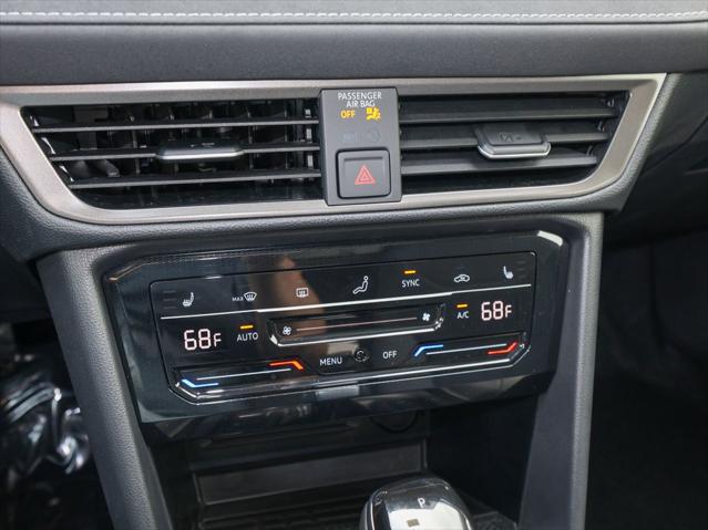 2026 Volkswagen Taos SE Black