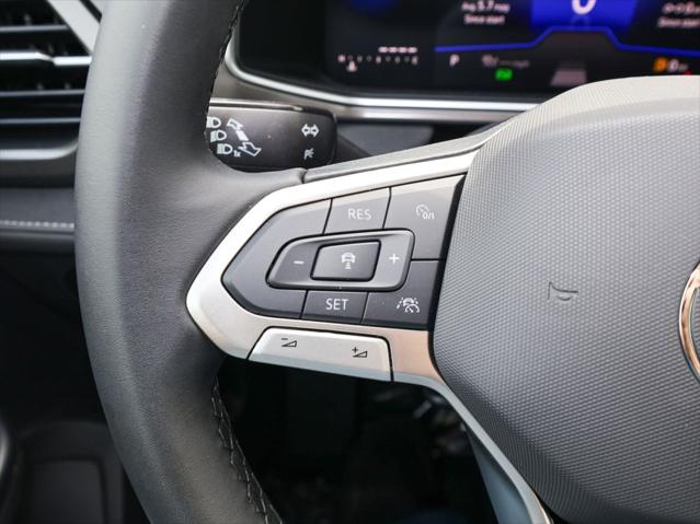 2026 Volkswagen Taos SE Black