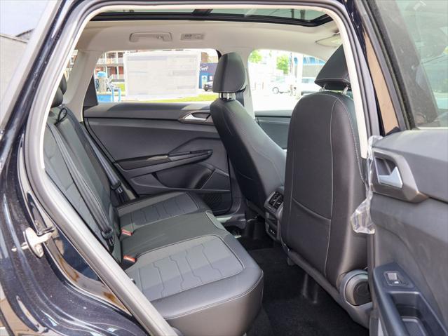 2026 Volkswagen Taos SE Black