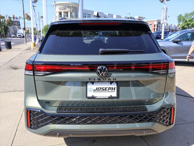 2026 Volkswagen Tiguan SE R-Line Black