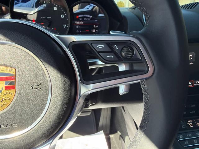 2022 Porsche 718 Cayman T