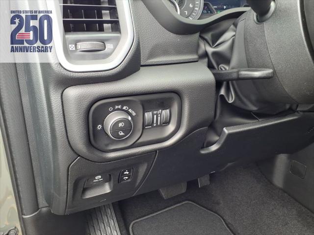 2026 Ram 1500 Big Horn Crew Cab 4x4 57 Box