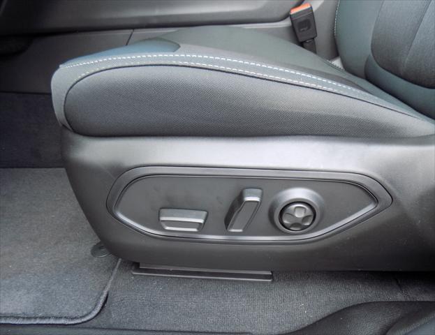 2026 Jeep Grand Cherokee Altitude 4x2