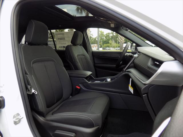 2026 Jeep Grand Cherokee Altitude 4x2