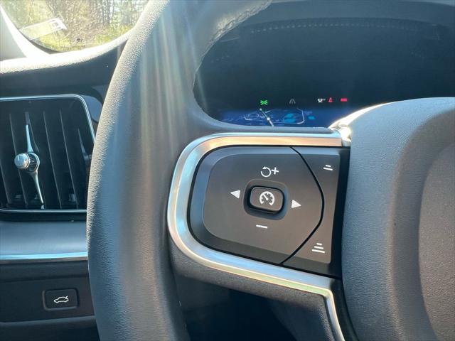 2023 Volvo XC60 B5 Core