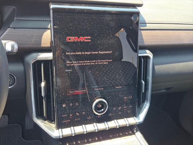 2026 GMC Acadia Denali FWD