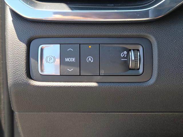 2026 GMC Acadia Denali FWD