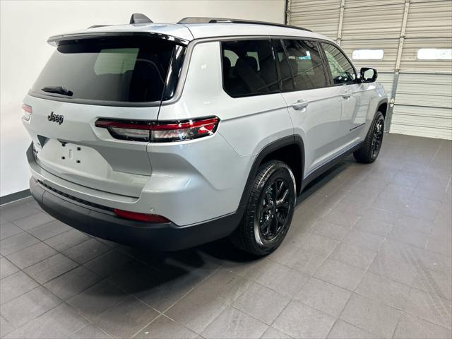 2026 Jeep Grand Cherokee GRAND CHEROKEE L LAREDO ALTITUDE 4X4 2026 Jeep Grand Cherokee GRAND CHEROKEE L LAREDO ALTITUDE 4X4