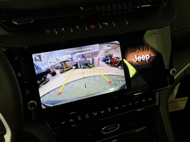 2026 Jeep Grand Cherokee Altitude 4x4
