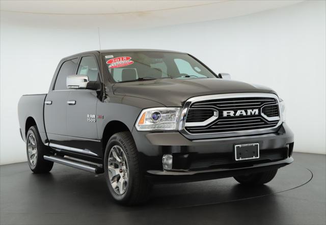 2018 Ram 1500 Limited Crew Cab 4x4 5'7" Box for sale in Amityville, NY