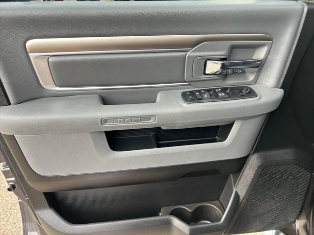 2018 Ram 1500 Big Horn Crew Cab 4x4 5'7" Box