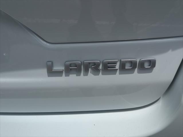 2026 Jeep Grand Cherokee Laredo 4x2