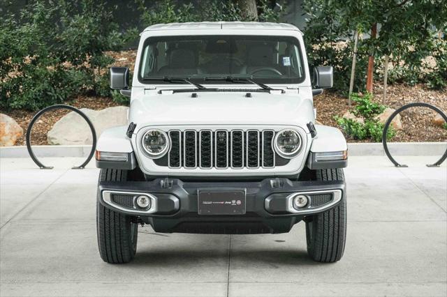 2026 Jeep Wrangler 4-Door Sahara 4x4