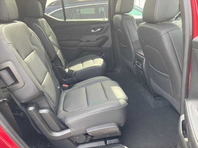 2023 Chevrolet Traverse AWD LT Leather