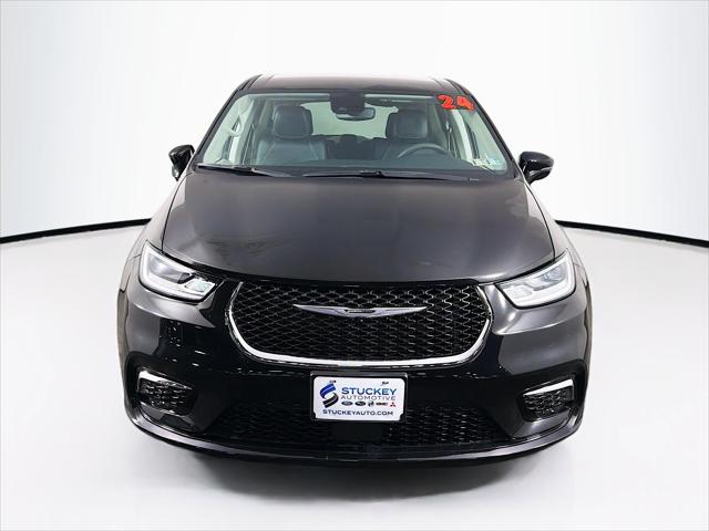 2024 Chrysler Pacifica Hybrid Select 2024 Chrysler Pacifica Hybrid Select