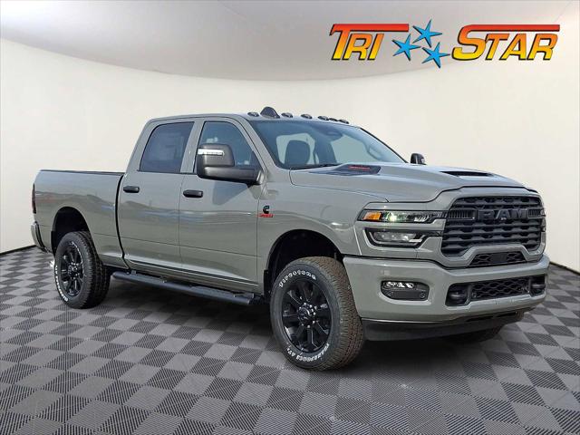 2026 RAM Ram 2500 RAM 2500 BLACK EXPRESS CREW CAB 4X4 64 BOX