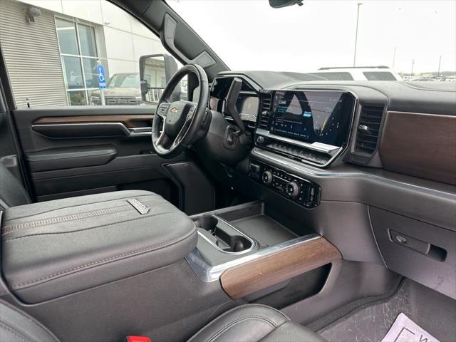 2024 Chevrolet Silverado 2500HD 4WD Crew Cab Standard Bed High Country