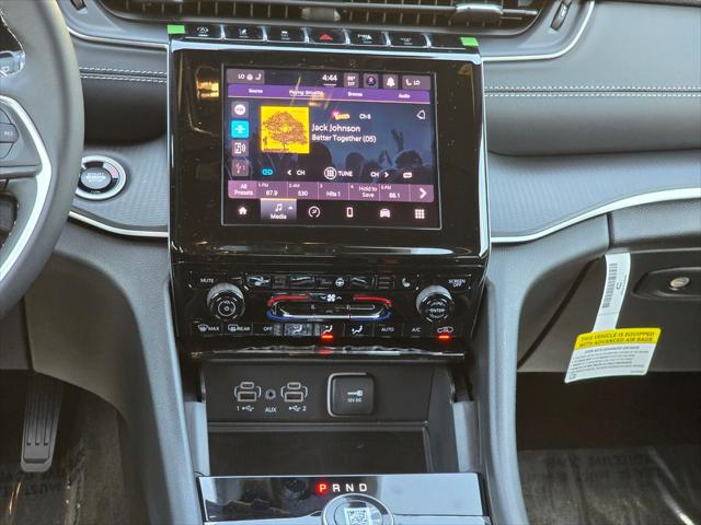 2026 Jeep Grand Cherokee Altitude 4x4