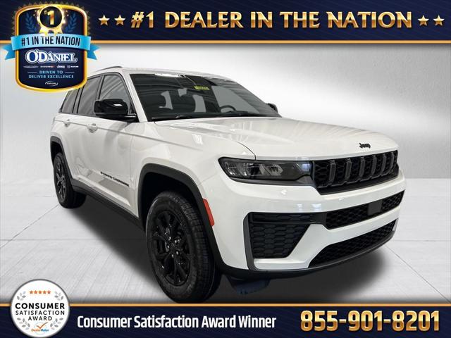 2026 Jeep Grand Cherokee GRAND CHEROKEE LAREDO ALTITUDE 4X4