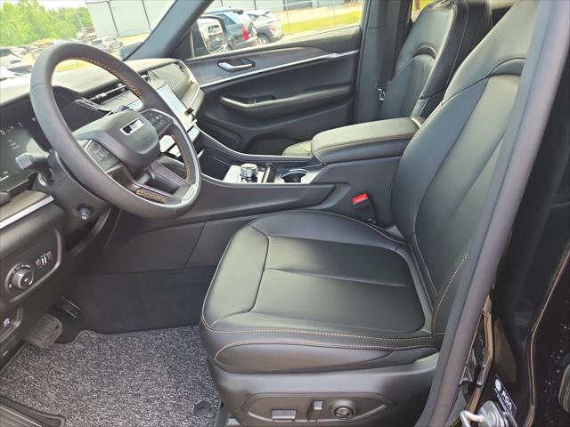 2026 Jeep Grand Cherokee 85th Anniversary Edition