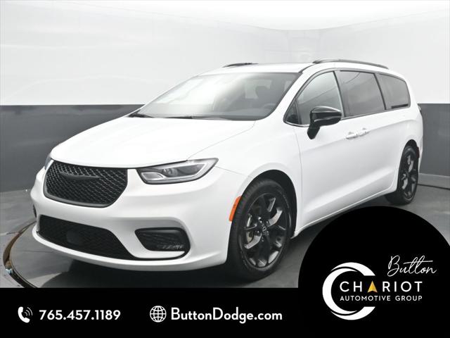 2025 Chrysler Pacifica Limited for sale in Kokomo, IN