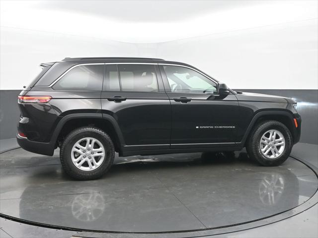 2024 Jeep Grand Cherokee Laredo 4x4