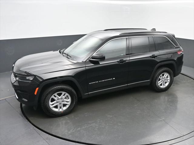 2024 Jeep Grand Cherokee Laredo 4x4