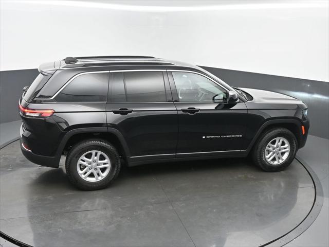 2024 Jeep Grand Cherokee Laredo 4x4