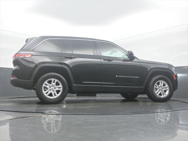 2024 Jeep Grand Cherokee Laredo 4x4