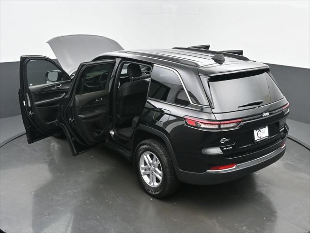2024 Jeep Grand Cherokee Laredo 4x4