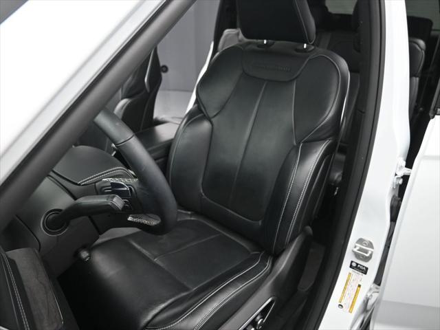 2024 Jeep Grand Cherokee L Overland 4x4