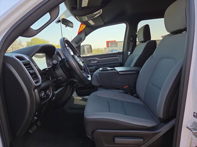 2022 Ram 1500 Big Horn Crew Cab 4x4 5'7" Box