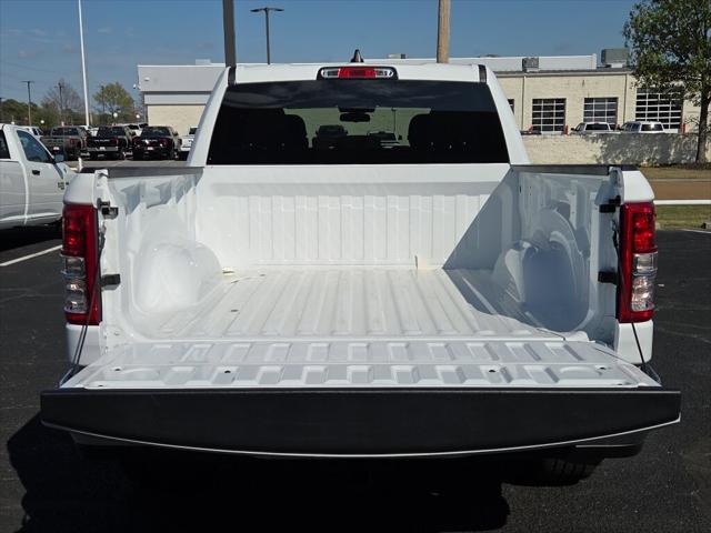 2022 Ram 1500 Big Horn Crew Cab 4x4 5'7" Box