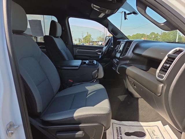 2022 Ram 1500 Big Horn Crew Cab 4x4 5'7" Box