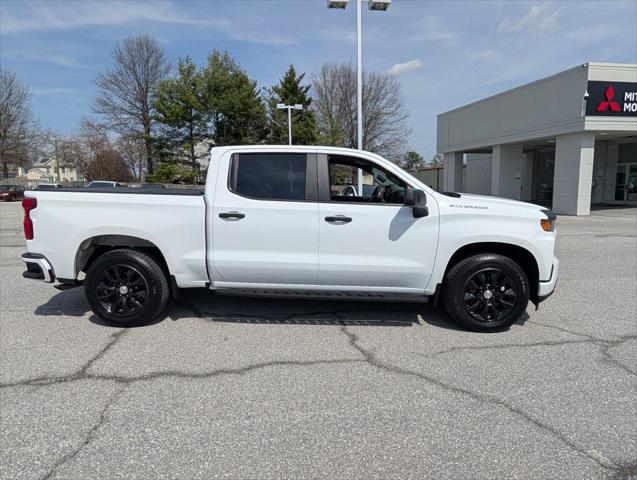 2020 Chevrolet Silverado 1500 2WD Crew Cab Short Bed Custom 2020 Chevrolet Silverado 1500 2WD Crew Cab Short Bed Custom