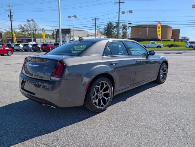 2018 Chrysler 300 Touring