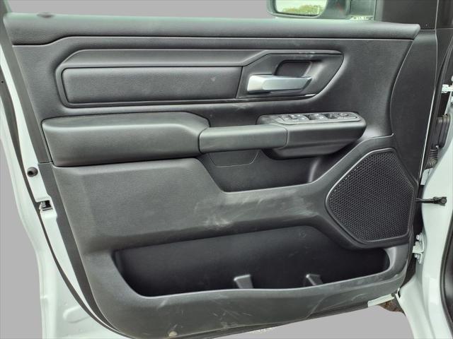 2026 Ram 1500 Tradesman Crew Cab 4x4 5'7" Box