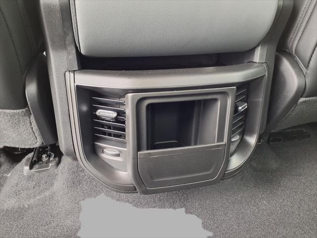 2026 Ram 1500 Tradesman Crew Cab 4x4 5'7" Box