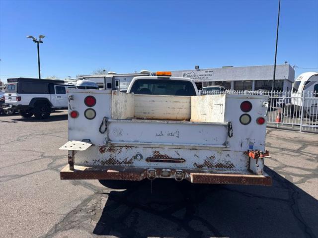 2004 Ford F-350 XL